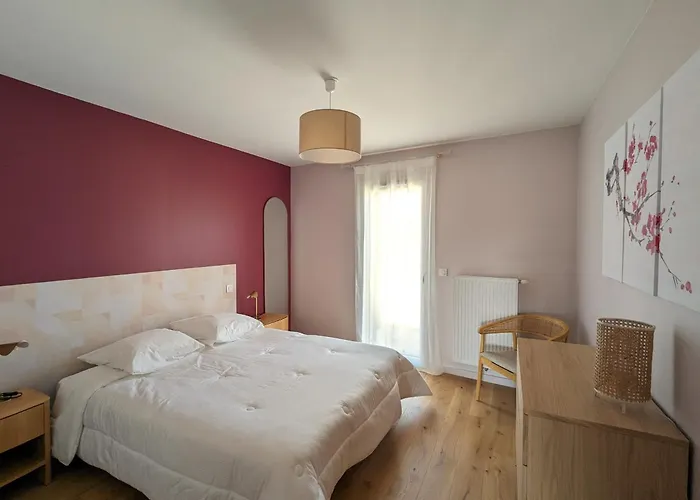 T3 Neuf A : Terrasse, Parking Et Wifi - Fr-1-420-153 *