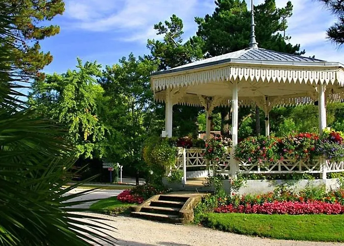 T3 Neuf à : Terrasse, Parking Et Wifi - Fr-1-420-153